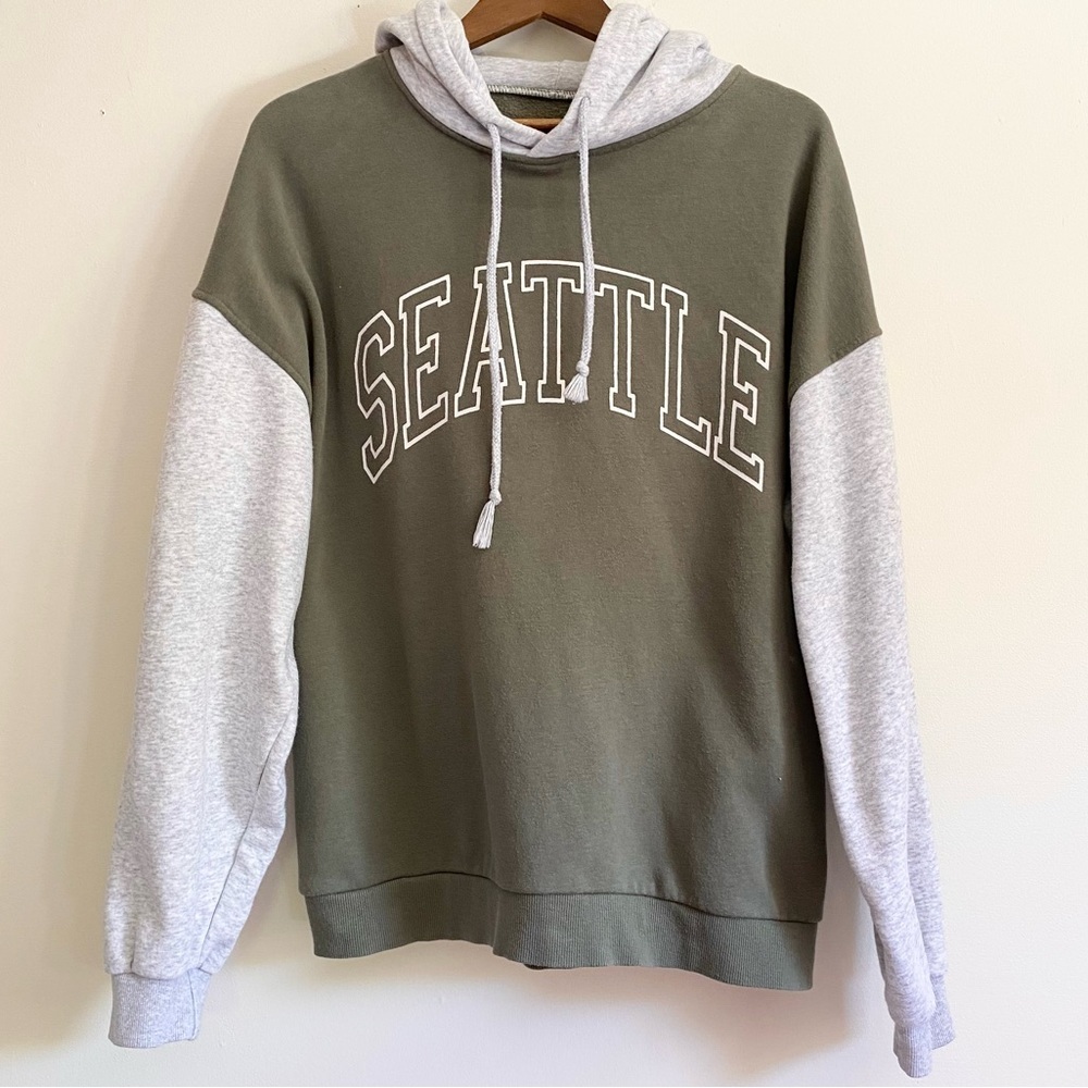 Seattle Colorblock Oversized Hoodie Sweatshirt Size Medium